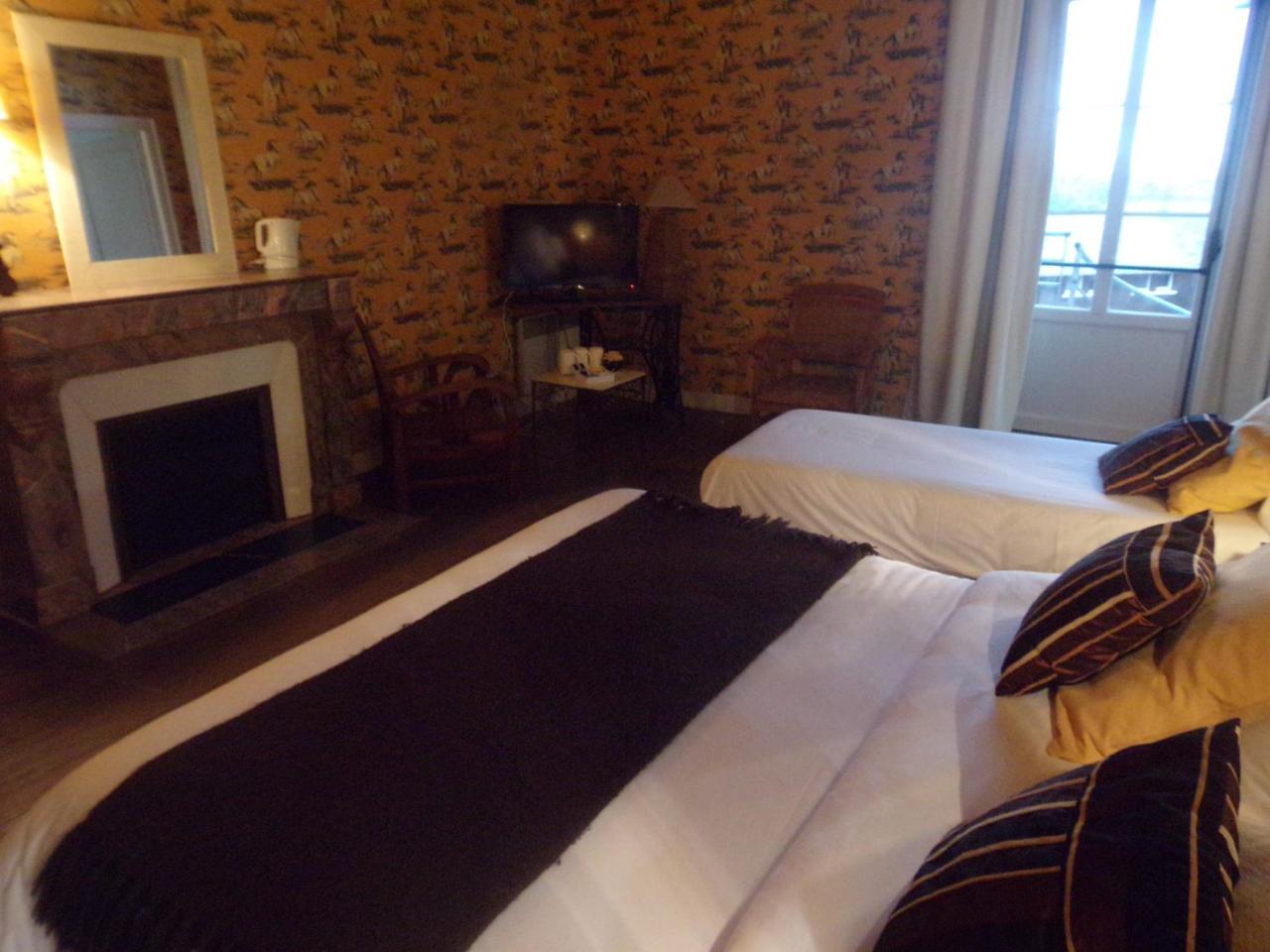 Domaine De Bel Air Hotel Cérans-Foulletourte Kültér fotó